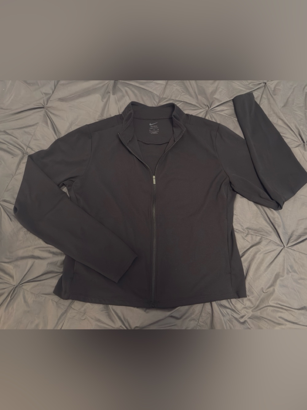 Nike size XL Black Women's Zip-Up Dri-Fit Jacket
